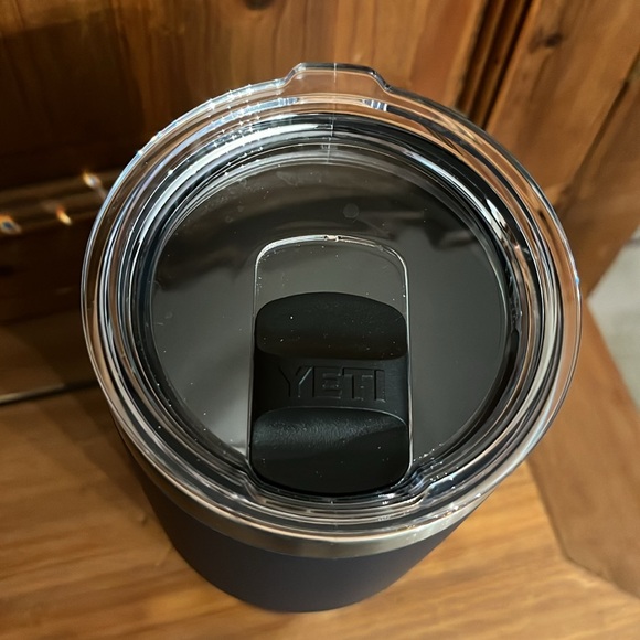 YETI 30oz Rambler Tumbler - Picture 4 of 4